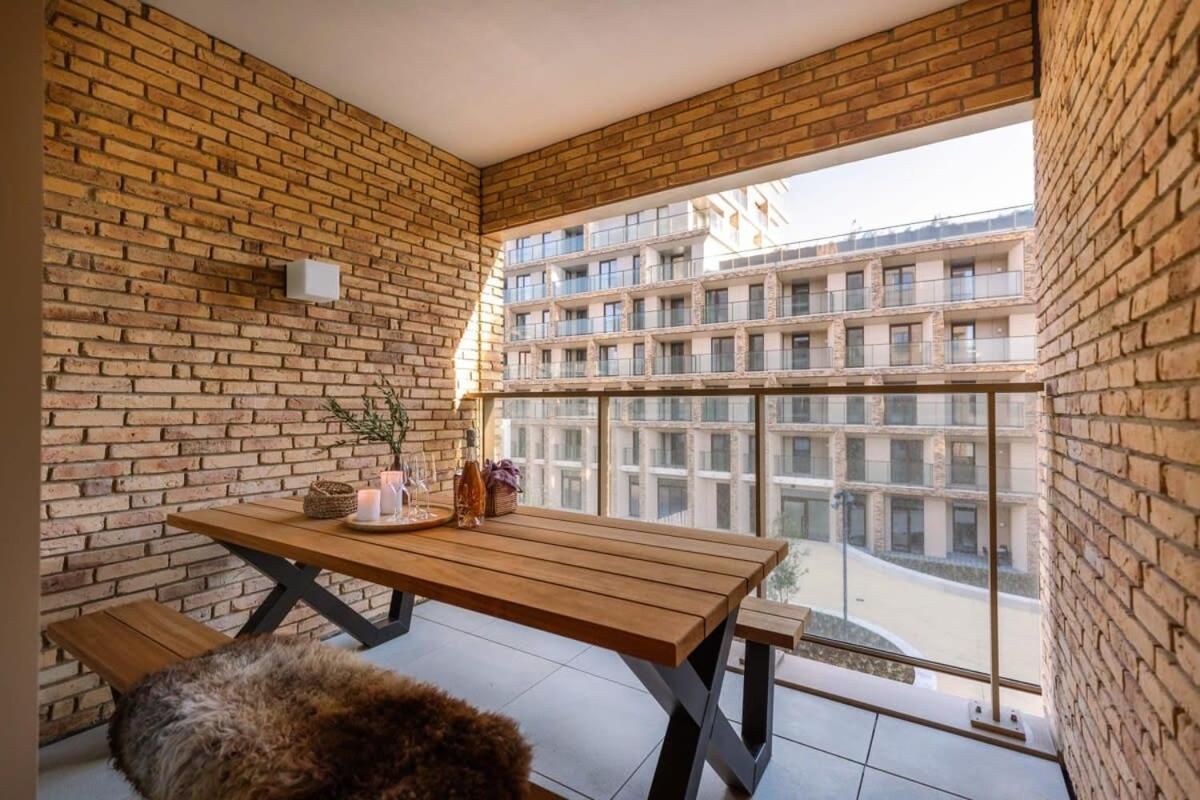 Huswell - Apartment With Terrace Close To The Sea Oostende Exterior foto
