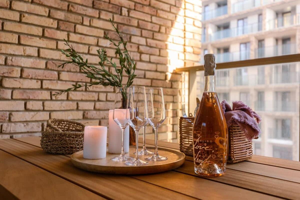 Huswell - Apartment With Terrace Close To The Sea Oostende Exterior foto